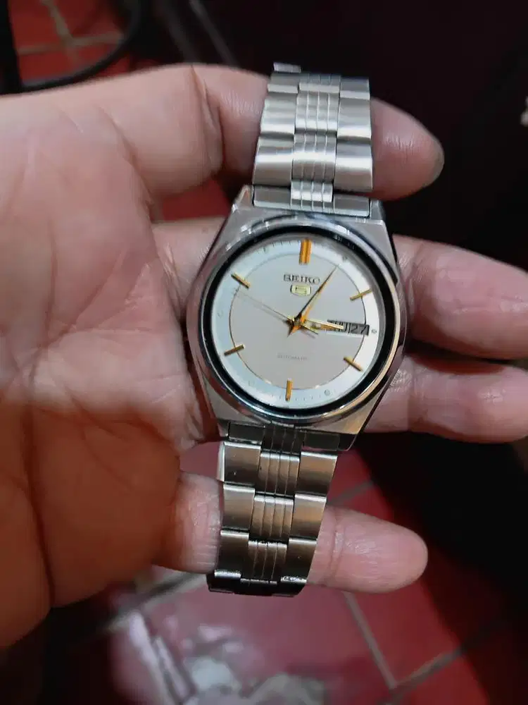 Seiko 5 automatic