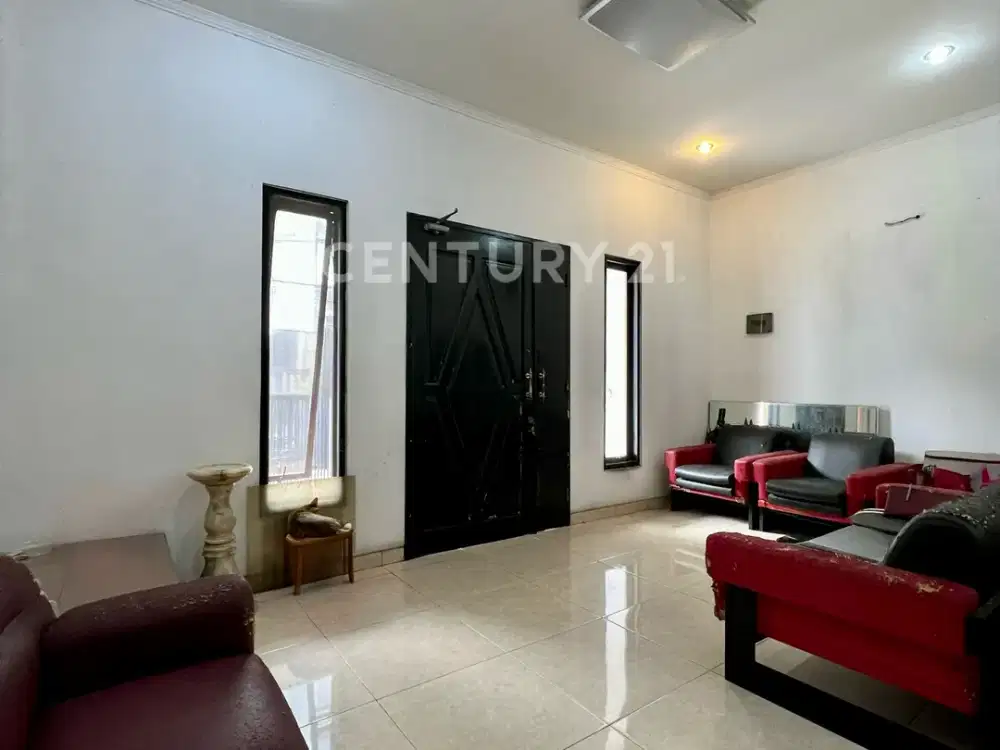 Rumah 3 Lt Siap Huni Dalam Komplek Nyaman Di Kelapa Gading S8801