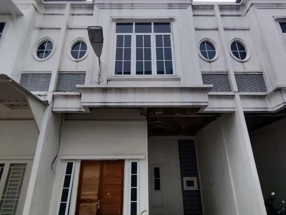 Dijual Cepat Villa Komplek Mutiara Wahidin