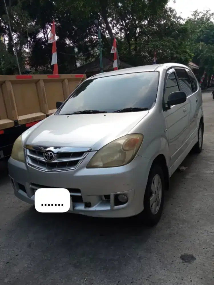 2009 Toyota Avanza- MT