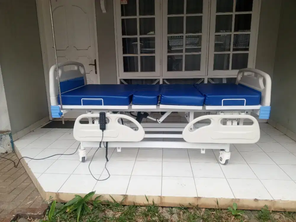 Ranjang pasien 3 motor/gerak