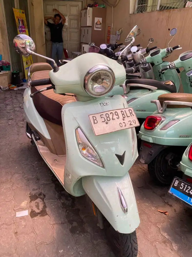 DIJUAL EDISI BOSAN TVS CALLISTO 125 TAHUN 2023