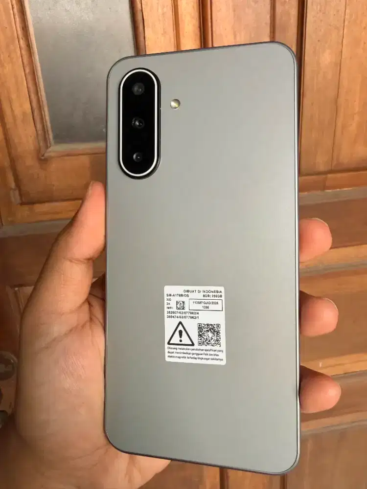 Samsung A17 5G Garansi sampai April 2027