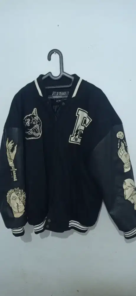 Jual aja varsity clutter type bahan tebal