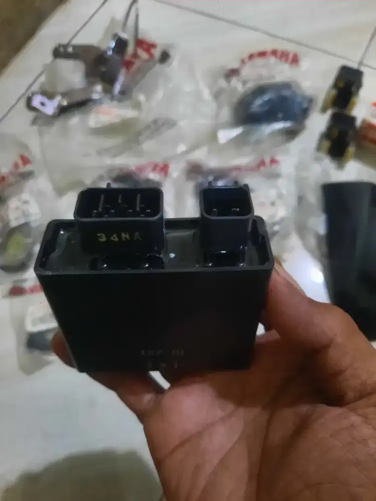 Di jual sparepart YMH drpd ngebak2i lemari