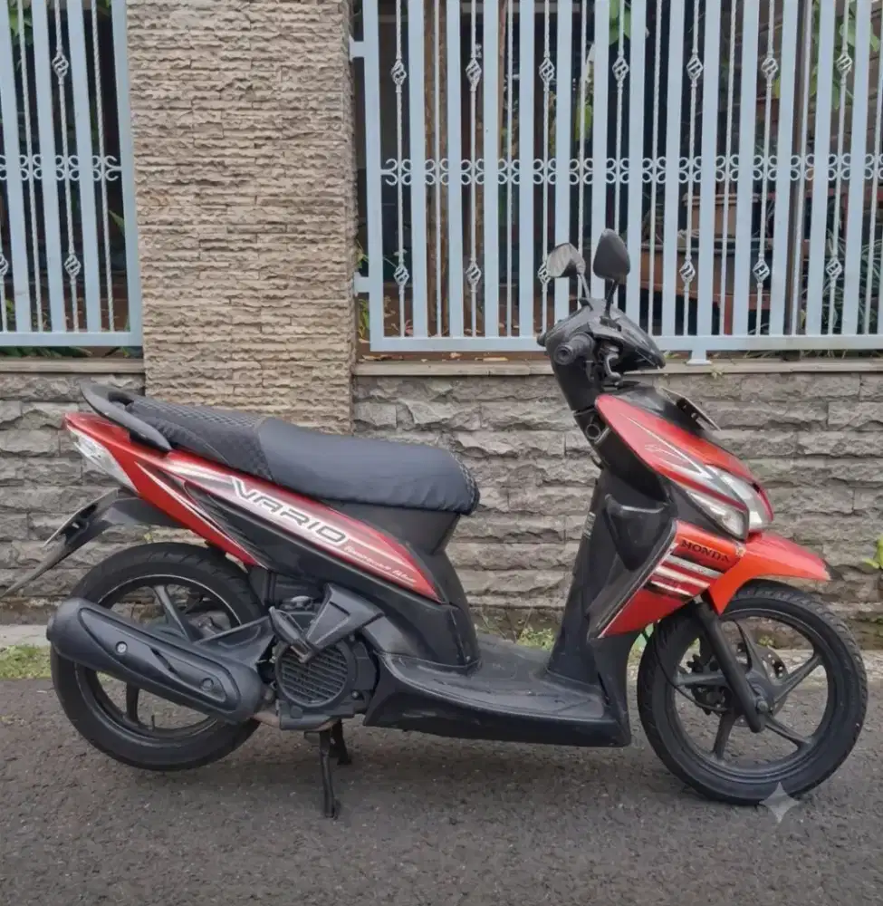 Dijual cepat vario karbu 2013 Lengkap off murah