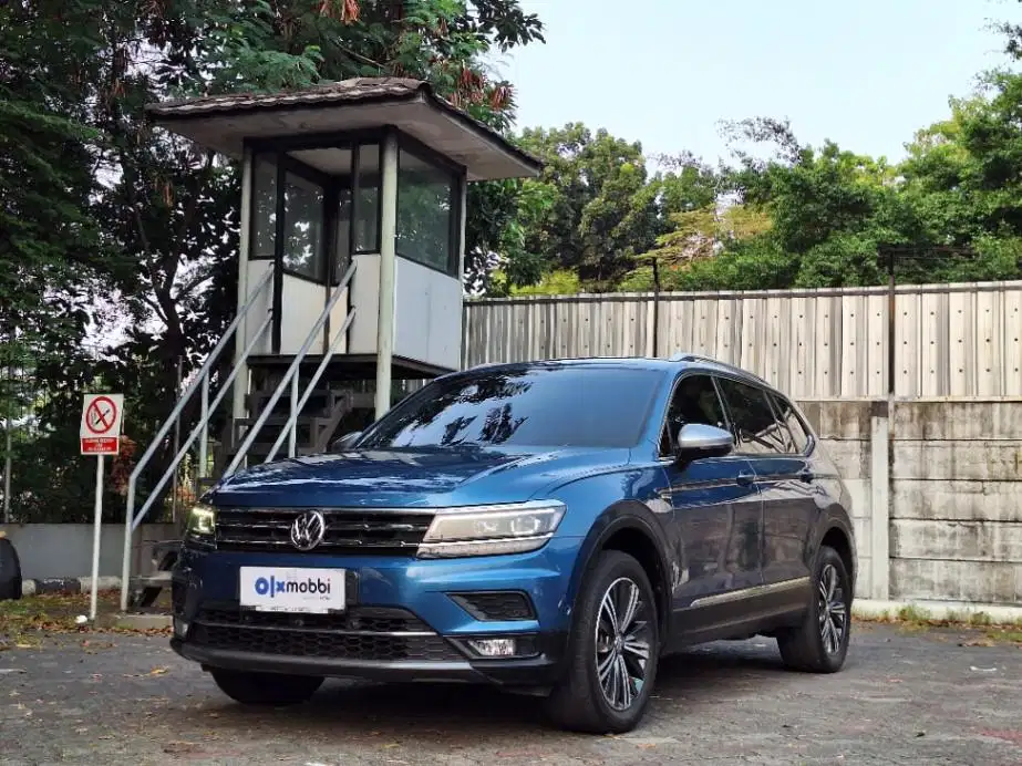 KM Rendah - Volkswagen Tiguan Allspace 1.4 TSI Bensin-AT 2020
