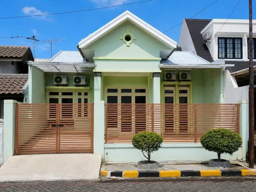 Rumah Rungkut Mapan  STRATEGIS SIAP HUNI