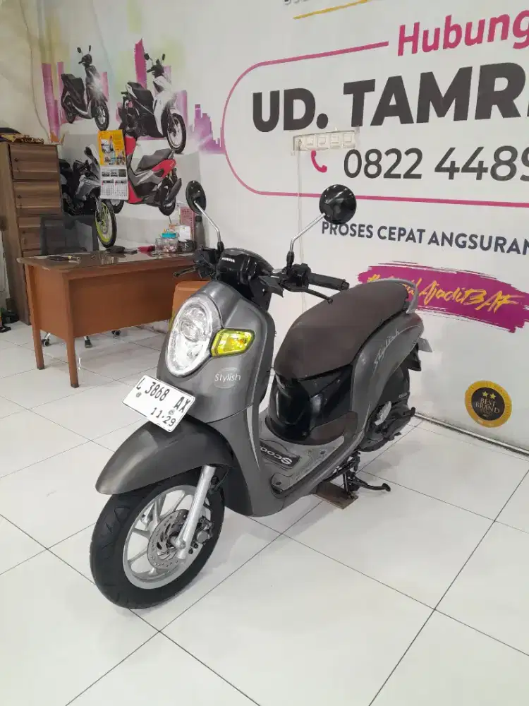 MEWAH HONDA SCOOPY STYLISH 2019