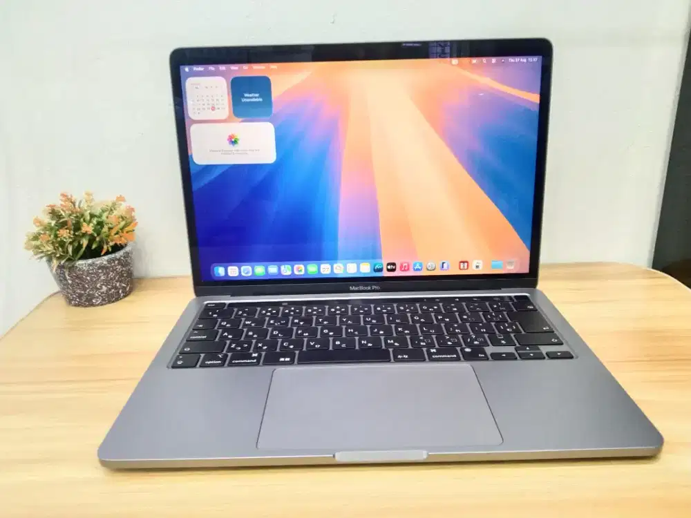 MacBook Pro M2 2022 Chip M2/RAM 8Gb/SSD 256Gb/CC 19 BH 100%