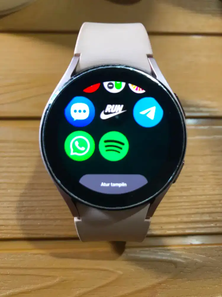 Samsung Galaxy Watch 4 40mm Internal 16GB Resmi Sein