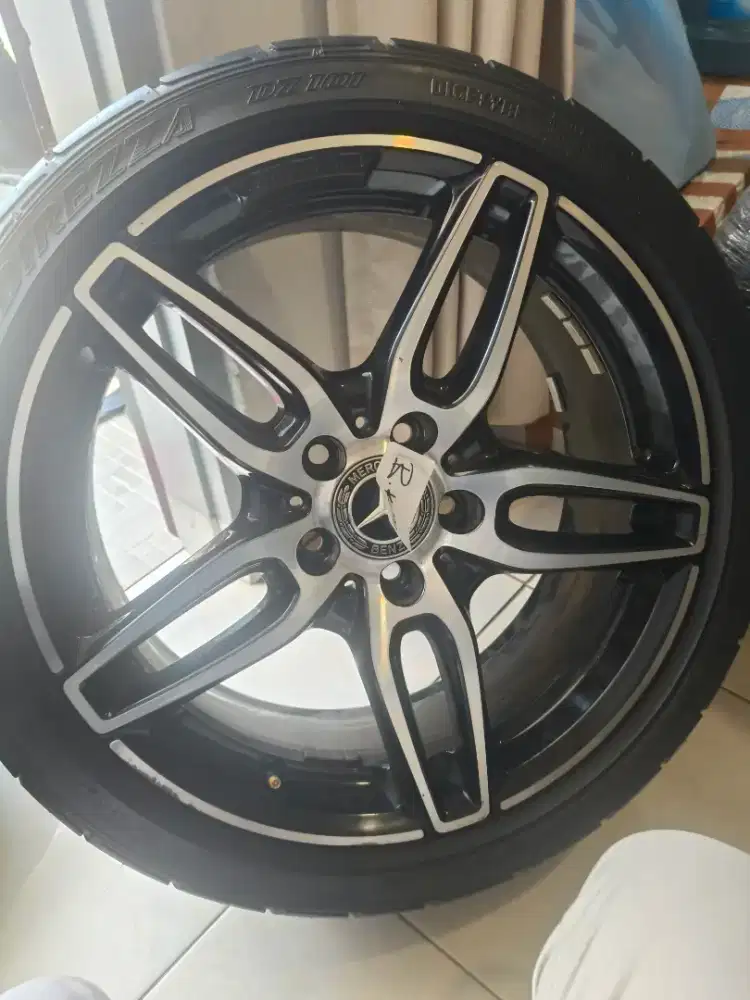 velg mercy original cla200 r18