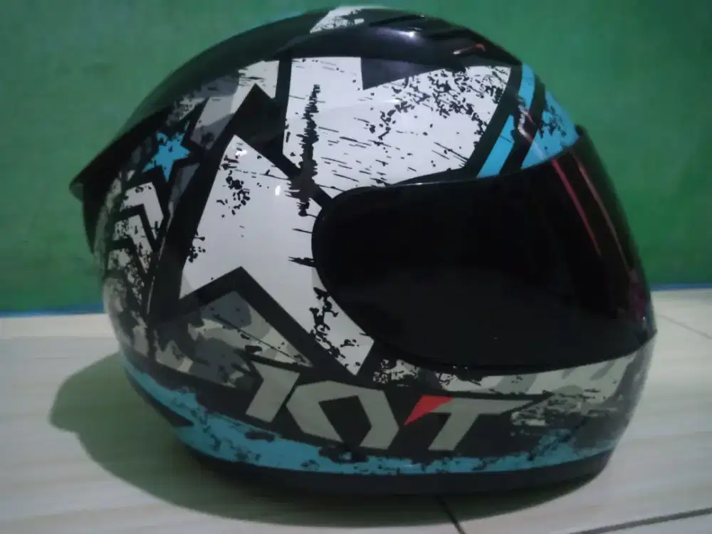 Helm KYT full face