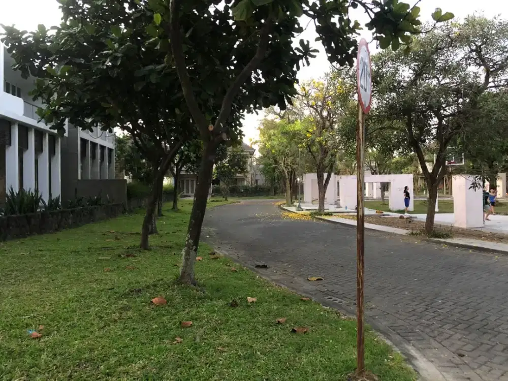 Dijual Rumah 2 Lantai Diamond Hill Citraland Surabaya Samping Taman Siap Huni
