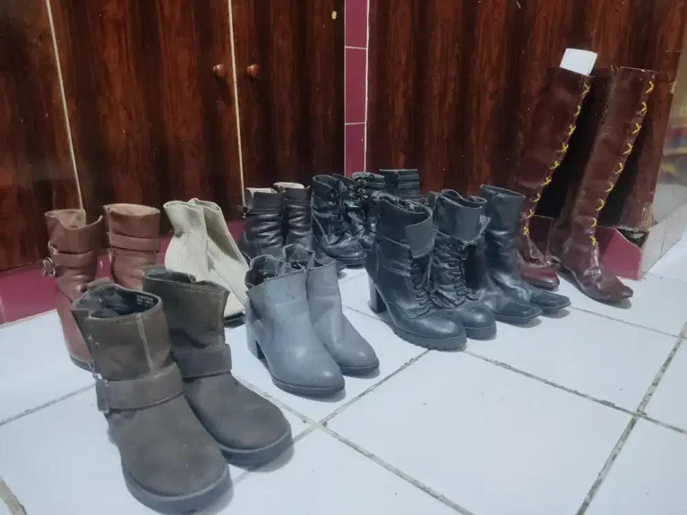 Sepatu boots second