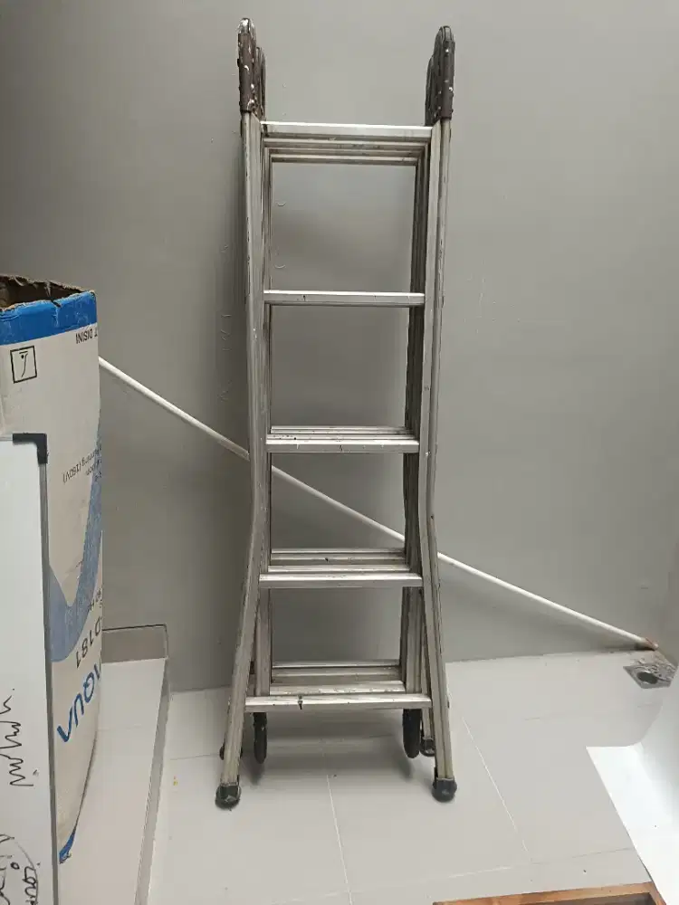 Tangga lipat 6,4 meter 1,6meter x 4 full alumunium sgt kuat dn kokoh