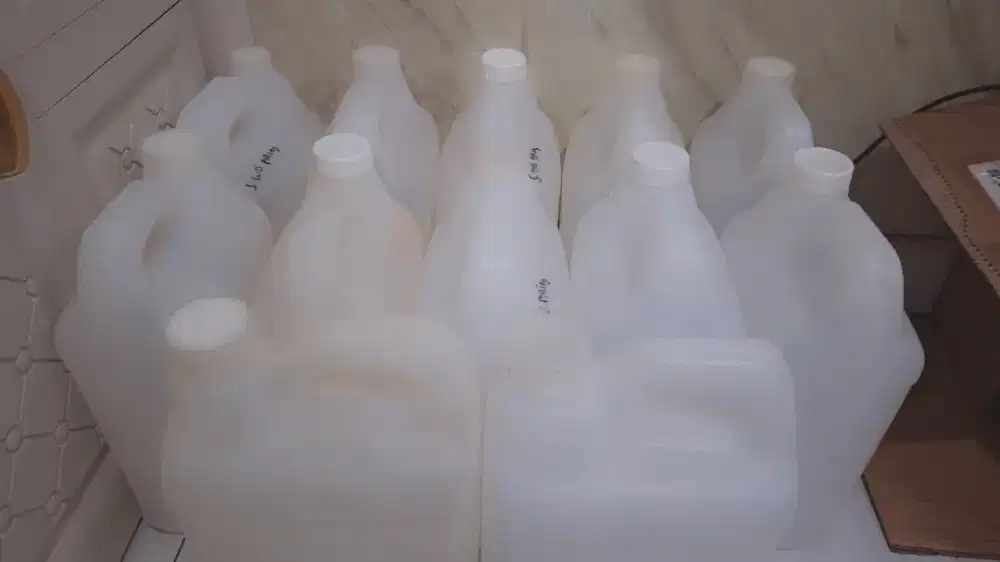 Jerigen bekas 5 liter