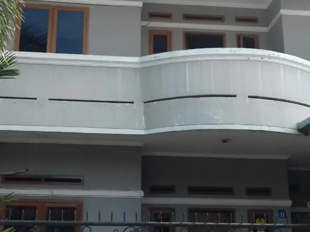 BU Dijual Rumah Hitung Tanah di Turangga Buah Batu Bandung Luas 180 m² – Lokasi Super Strategis!