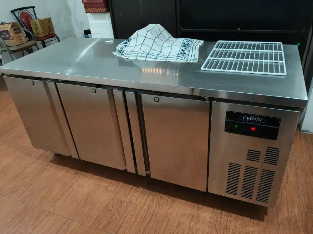 Dijual Chiller CROWN Horeca TZ 400