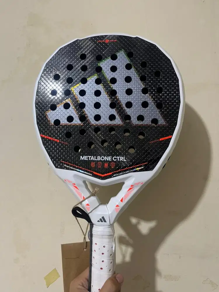 Raket Padel Adidas Metalbone CTRL 2026 BARU jual rugi