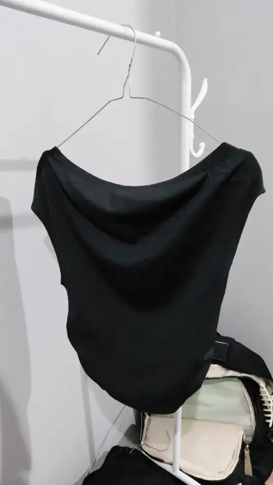 Offshoulder Blouse