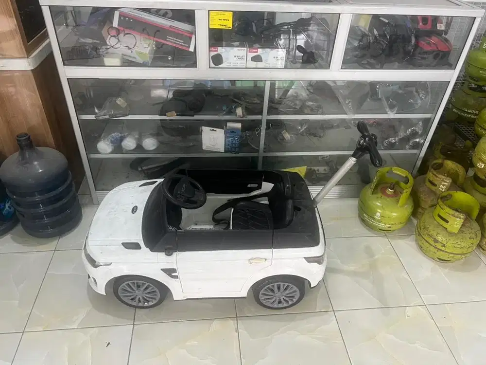 Mobil Mainan Pliko Range Rover