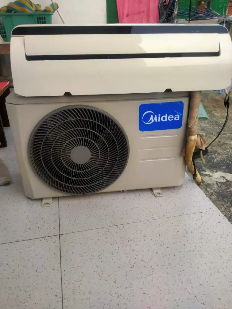AC Midea 1/2 pk