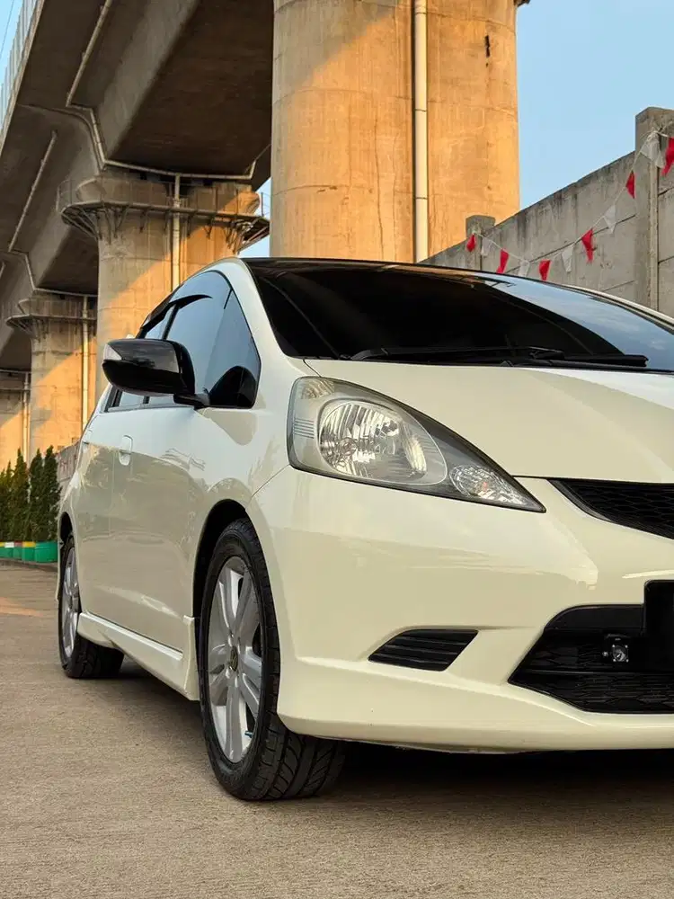 Honda Jazz RS AT GE8 low km