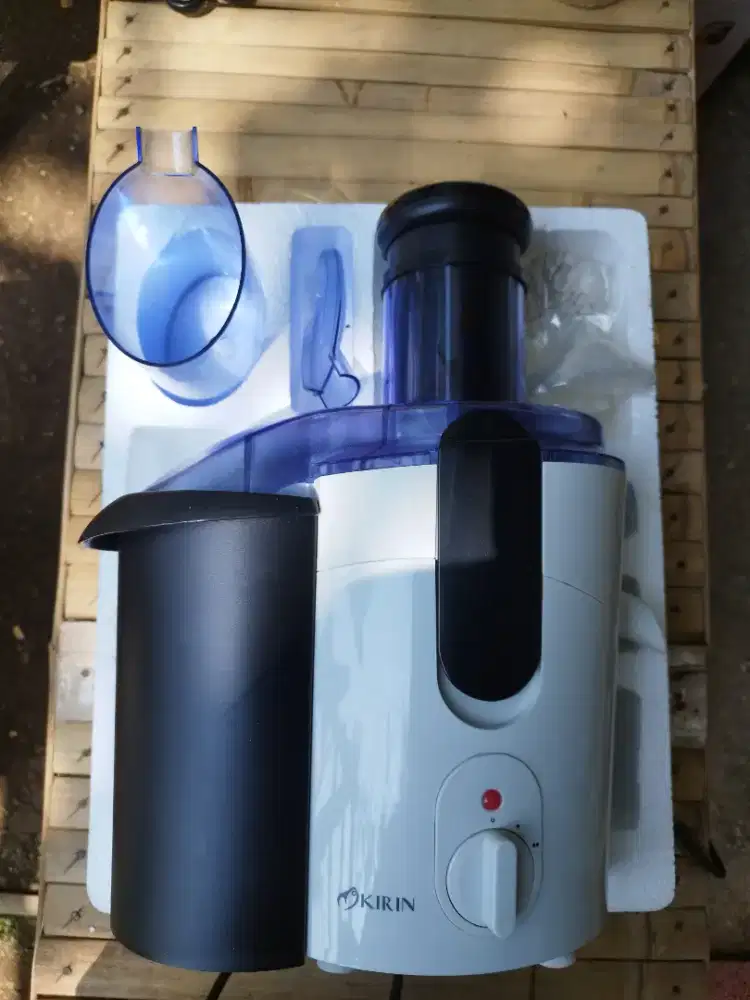 Alat mesin pembuat jus Kirin Juice extractor kje 598