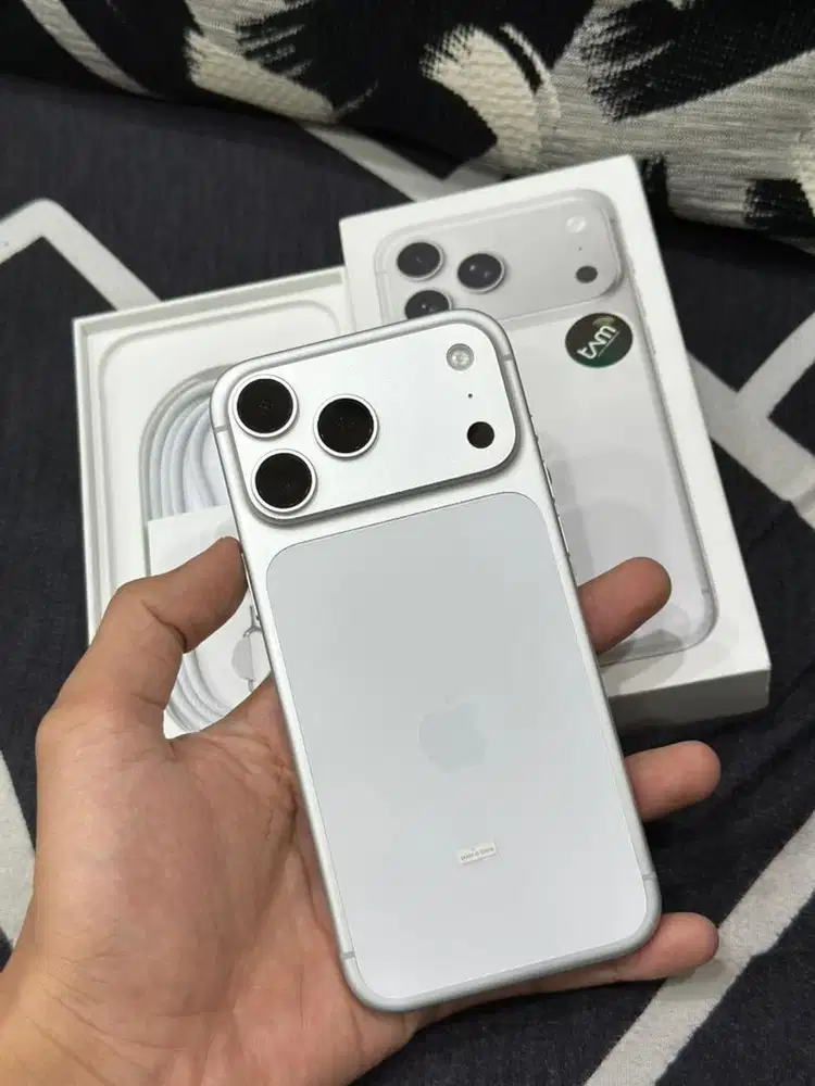 iPhone 17 Promax 256Gb iBox