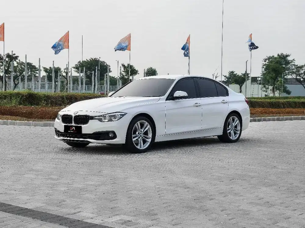 2020 BMW F30 320i B48 2019 SPORT SHADOW 2020 ALPHINE WHITE 2021 SEDAN