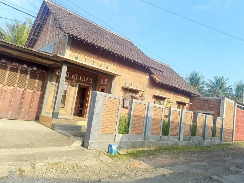Rumah Siap Huni di Karangploso