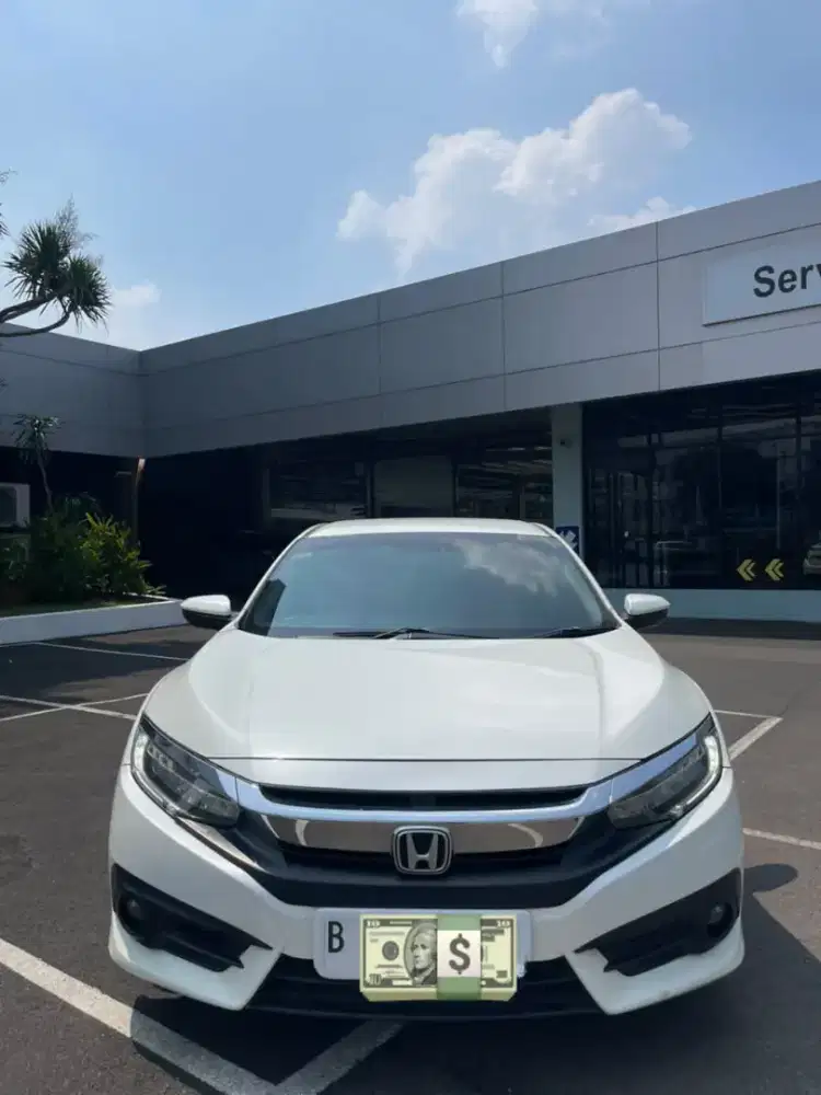 Jual honda civic nik 2018 es 1500 mulus