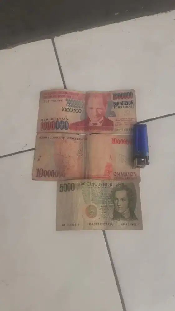 Paket Uang Kertas Lama Mancanegara Turki & Italia – Koleksi