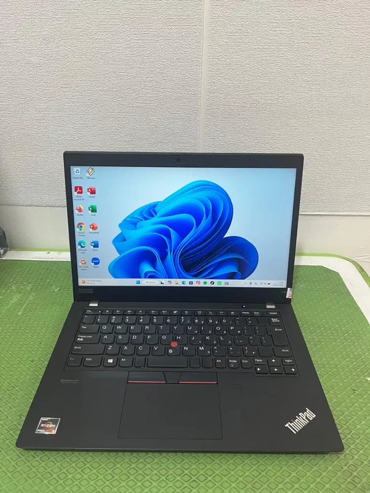 Laptop lenovo X13G1  Amdryzen5 4650u Ram 16GB SSD 512GB