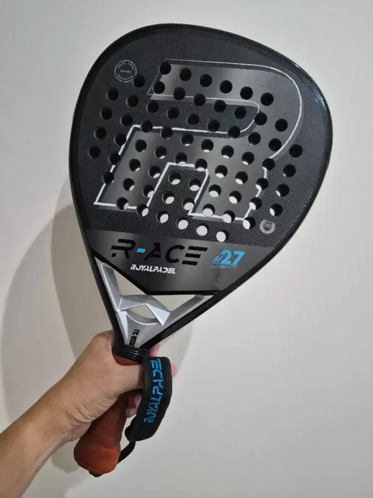 Raket Padel Royal Padel M27 Light Preloved / Bekas