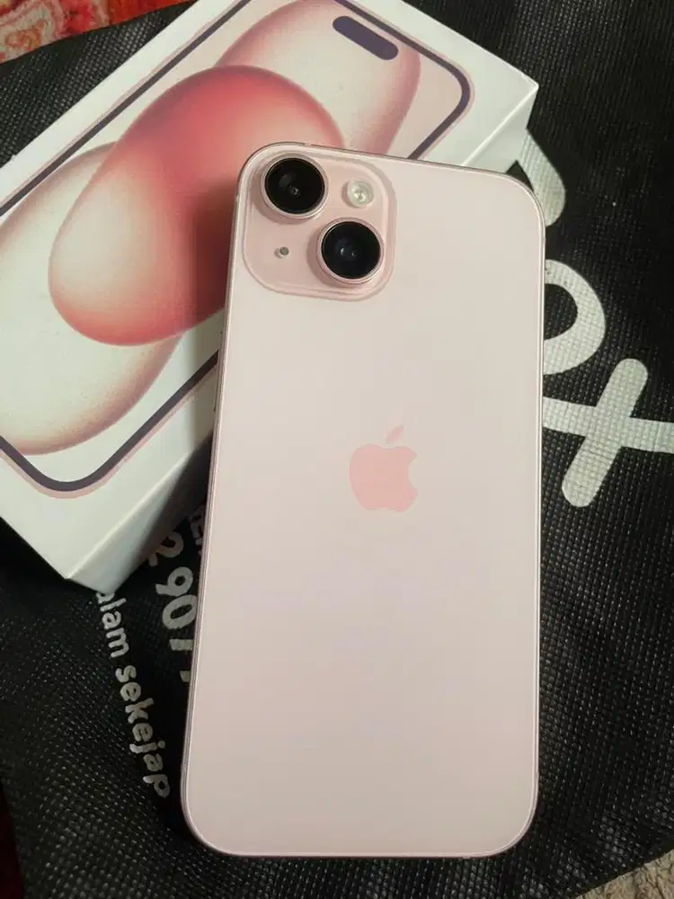 iphone 15 128 intr