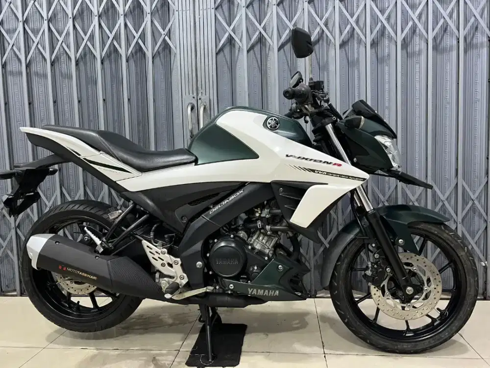 VIXION R - 2017 - SPORT NAKED - SPECIAL EDITION HIJAU