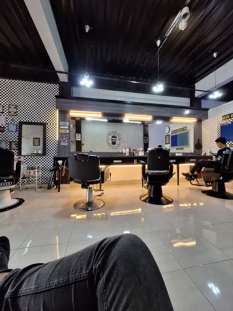 Dicari capster buat semi barber