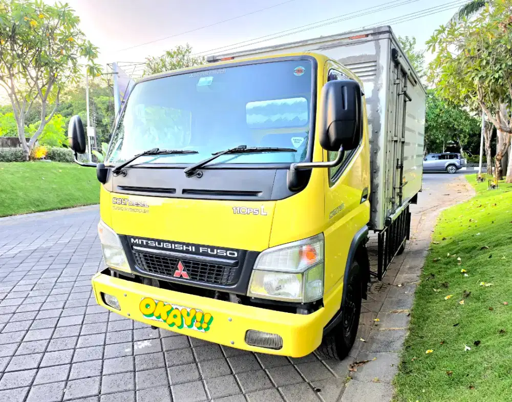 Simpnan Truck Truk Colt Diesel Canter Engkel 4 Roda FE71 Box 2014/2015