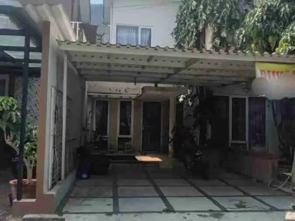 Rumah Town House Pamoyanan