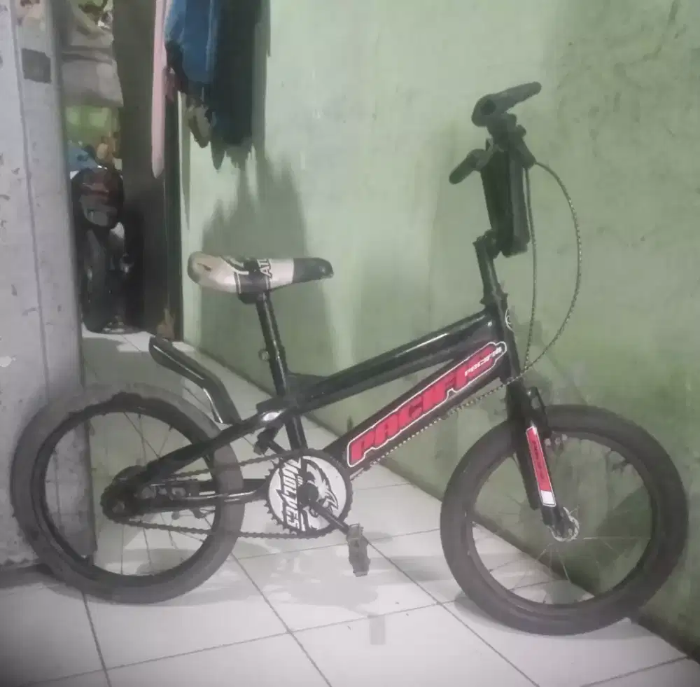 Sepeda anak UK 16