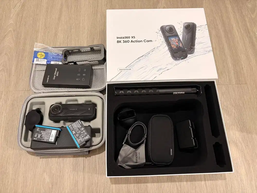 Insta360 X5 essential bundle