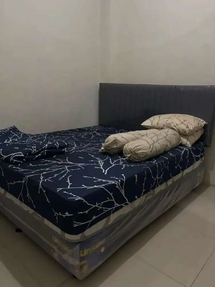 Jual Springbed + dipan (masih baru & diplastikin)