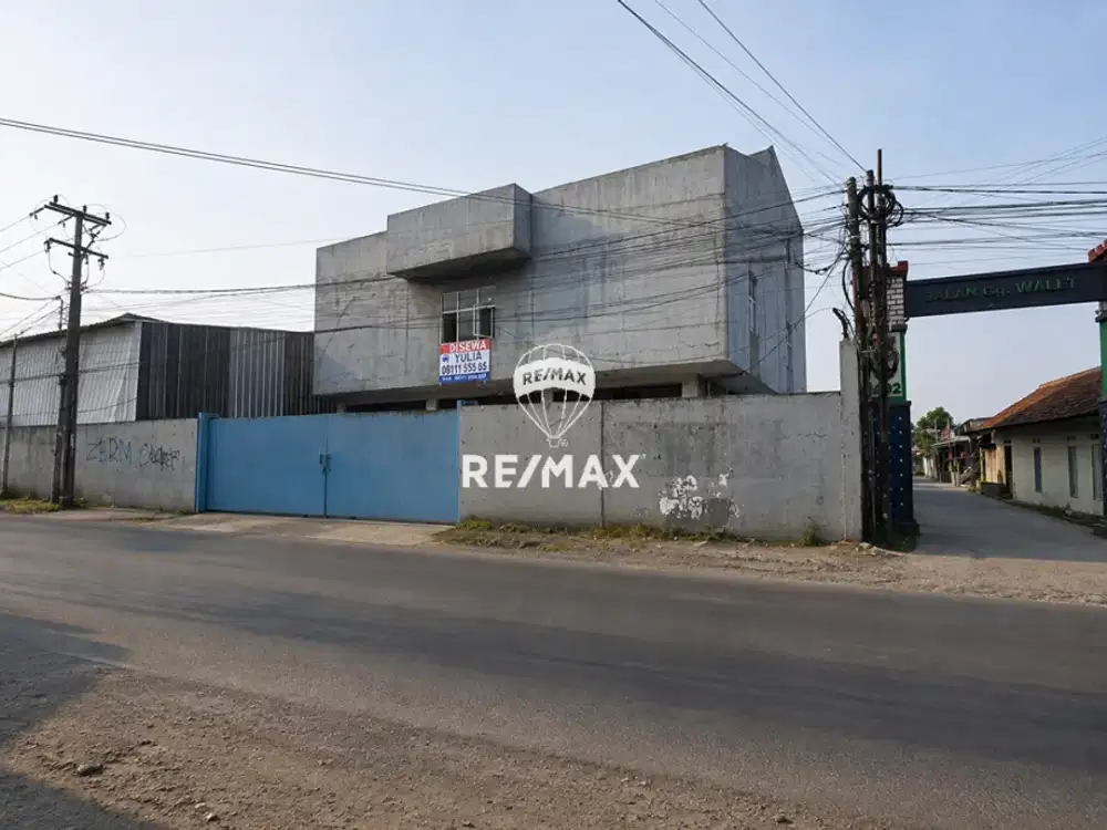 Disewakan Gudang Strategis Pinggir Jalan Raya Legok, Tangerang