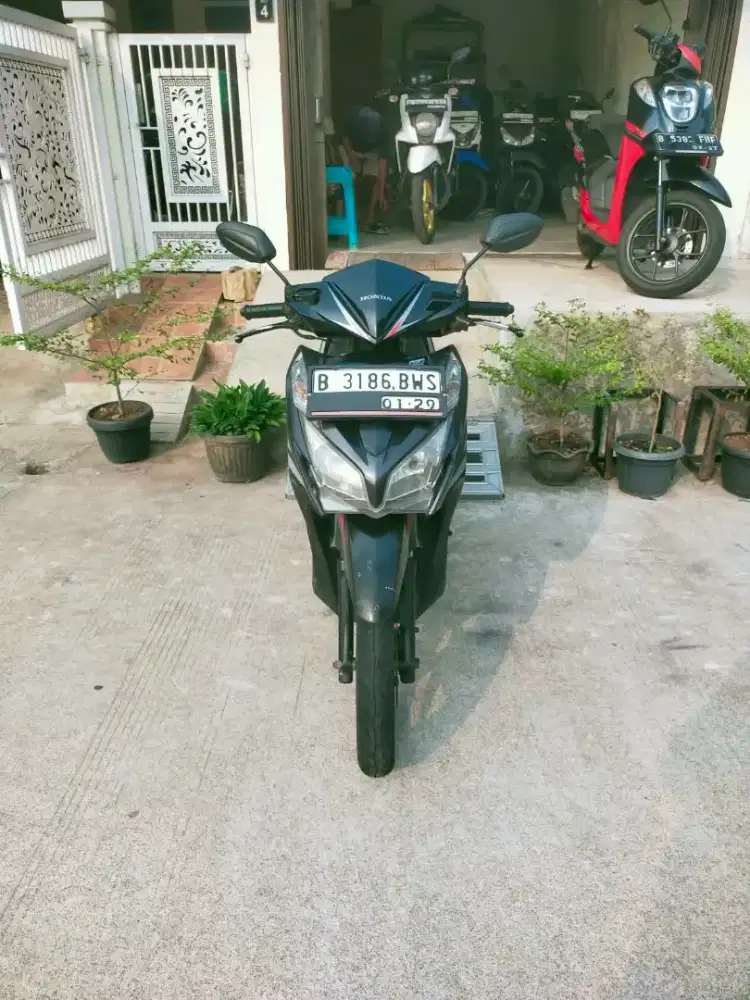 VARIO 125 KZR 2013 HITAM ORI MULUS