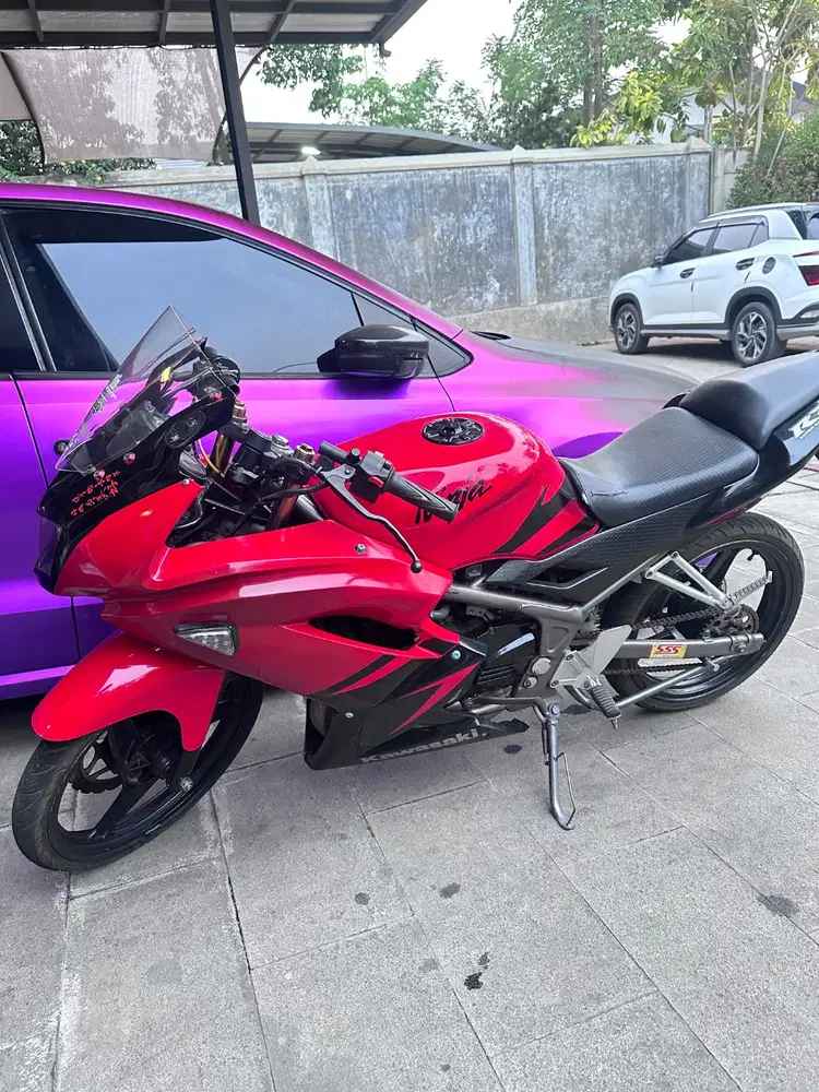 Di jual Kawasaki ninja rr new 2012