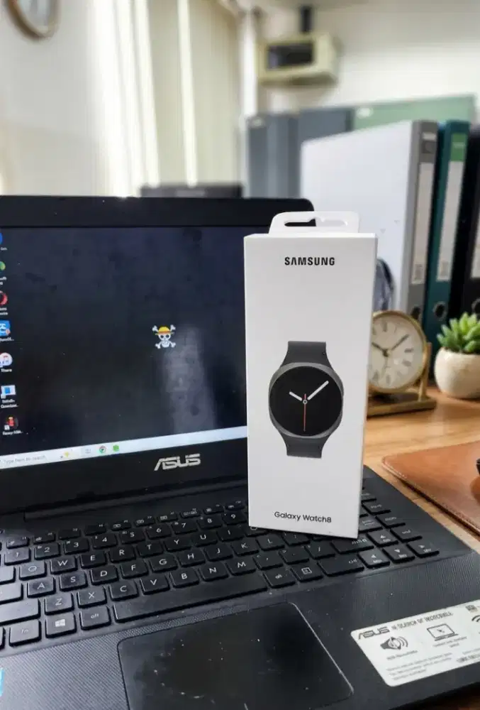 Galaxy Watch 8 44mm BNIB SEGEL
