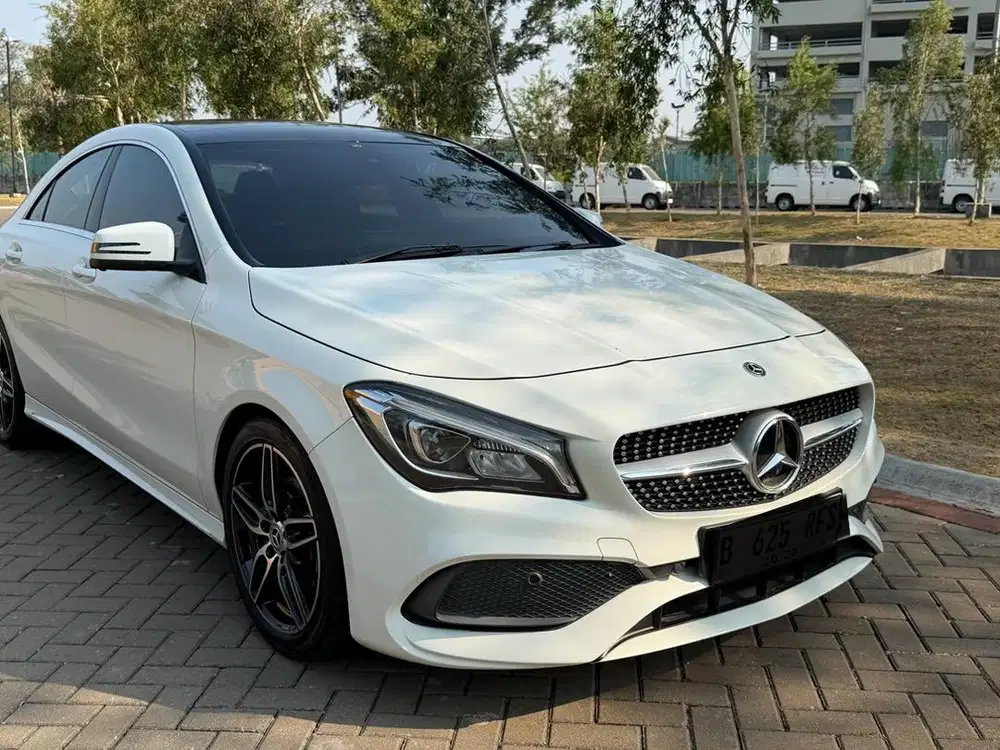 Mercedes Benz CLA 200 AMG 2017/2018