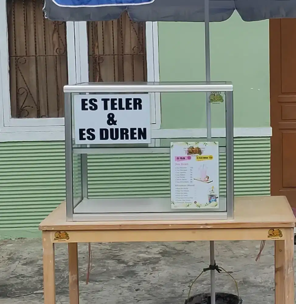 Dijual Etalase+meja